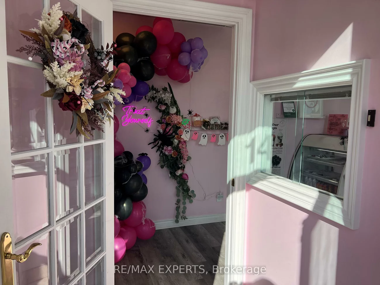 201, Spinnaker, Concord, Vaughan