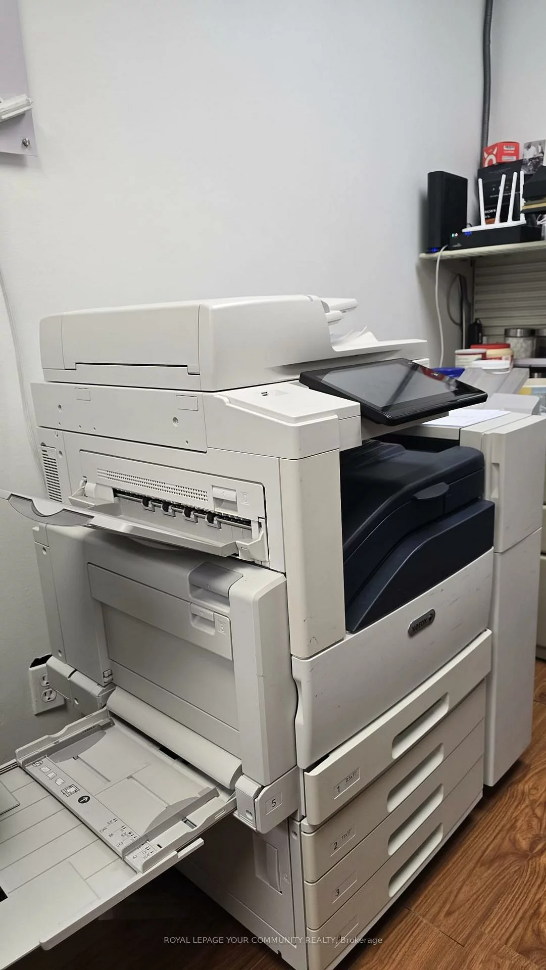 8108, Yonge, Uplands, Vaughan