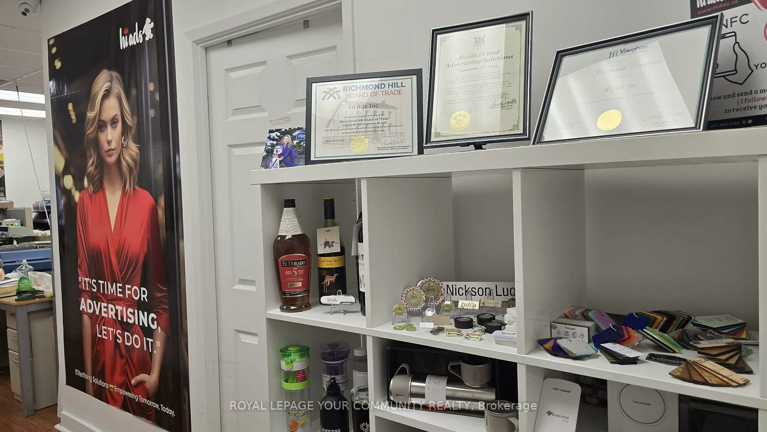 8108, Yonge, Uplands, Vaughan