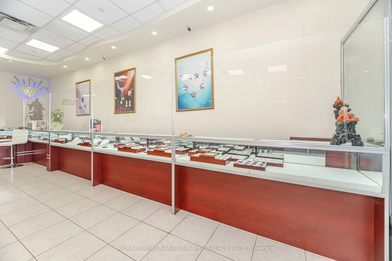 3255, Rutherford, Concord, Vaughan