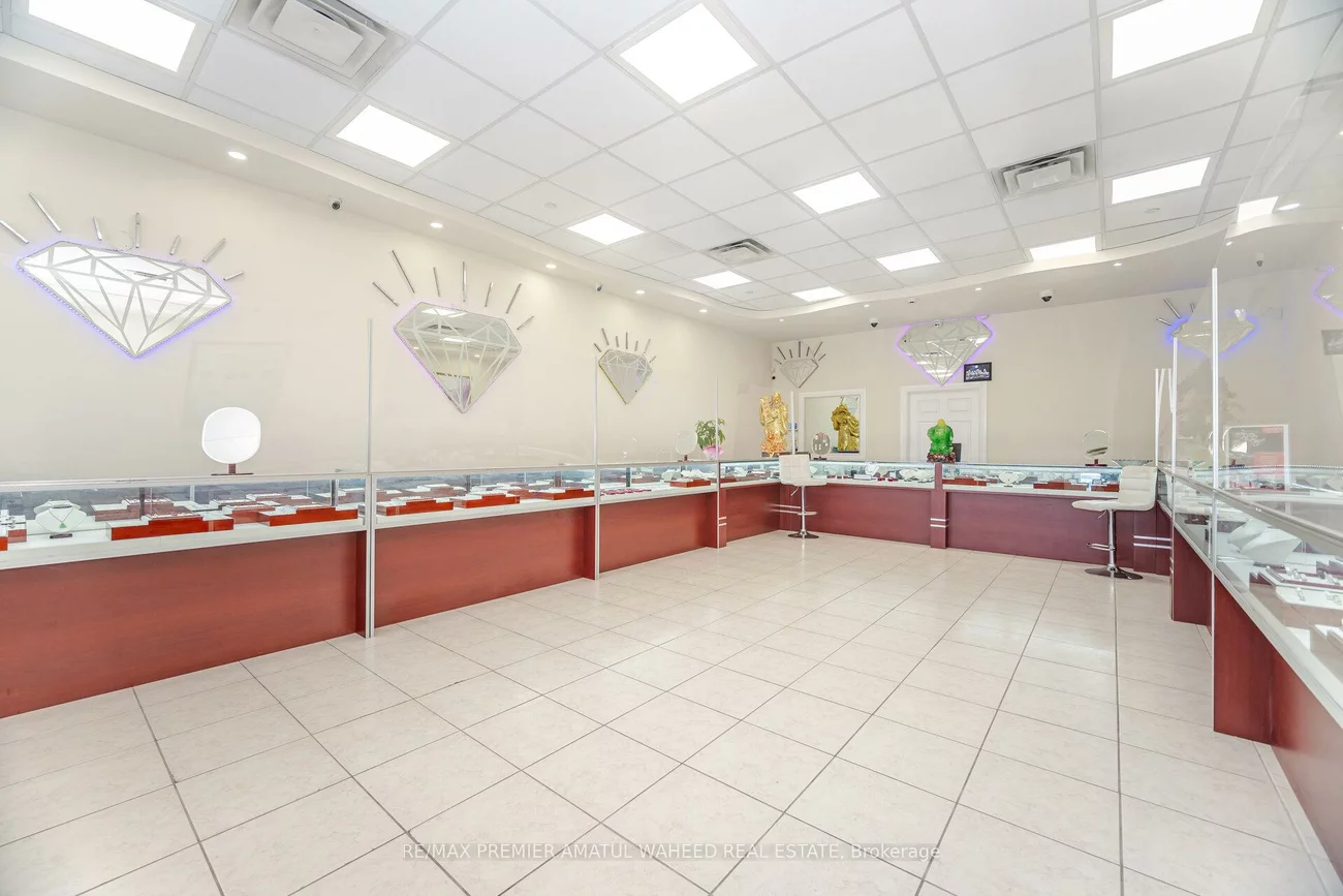 3255, Rutherford, Concord, Vaughan