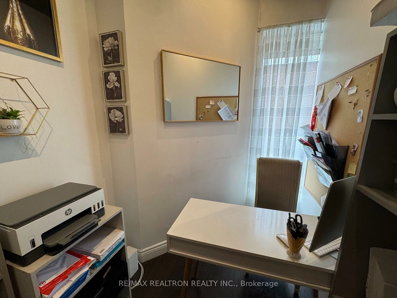 1450, Centre, Beverley Glen, Vaughan