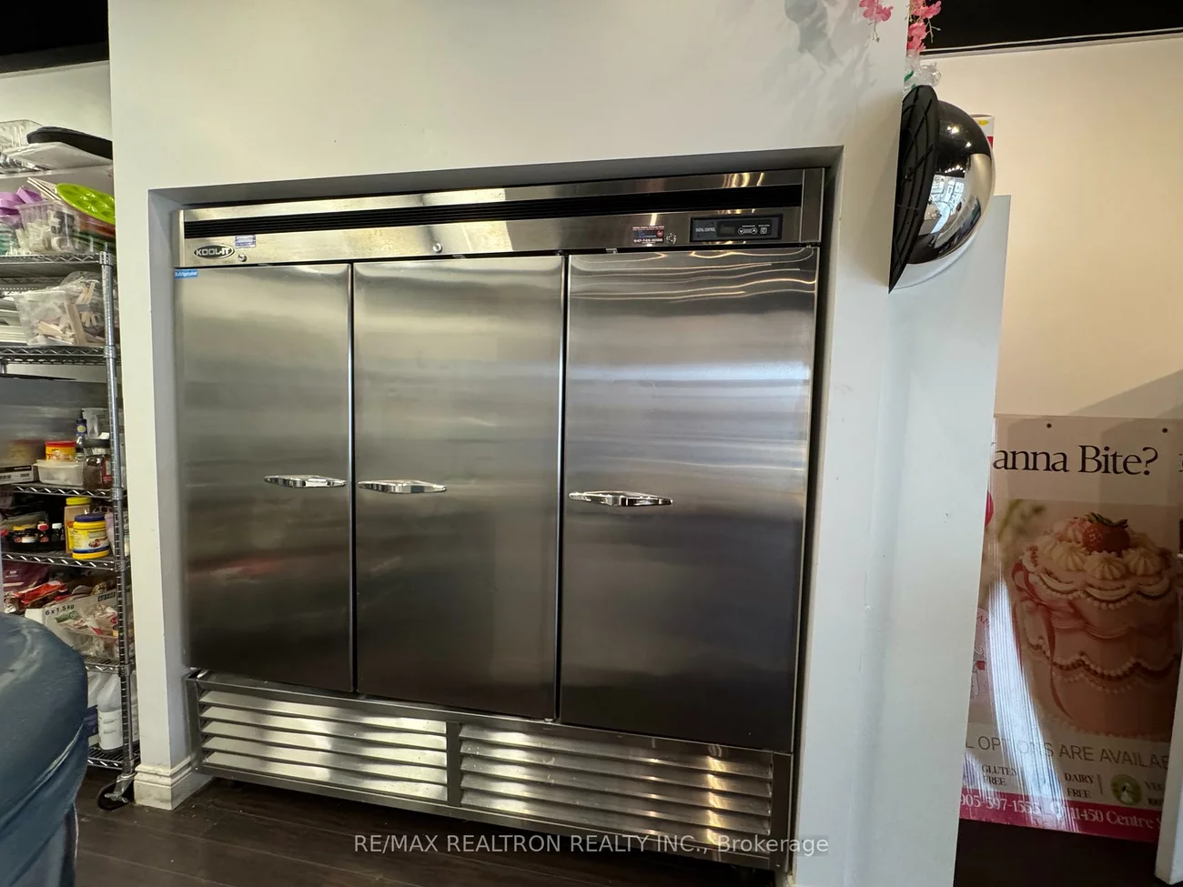 1450, Centre, Beverley Glen, Vaughan