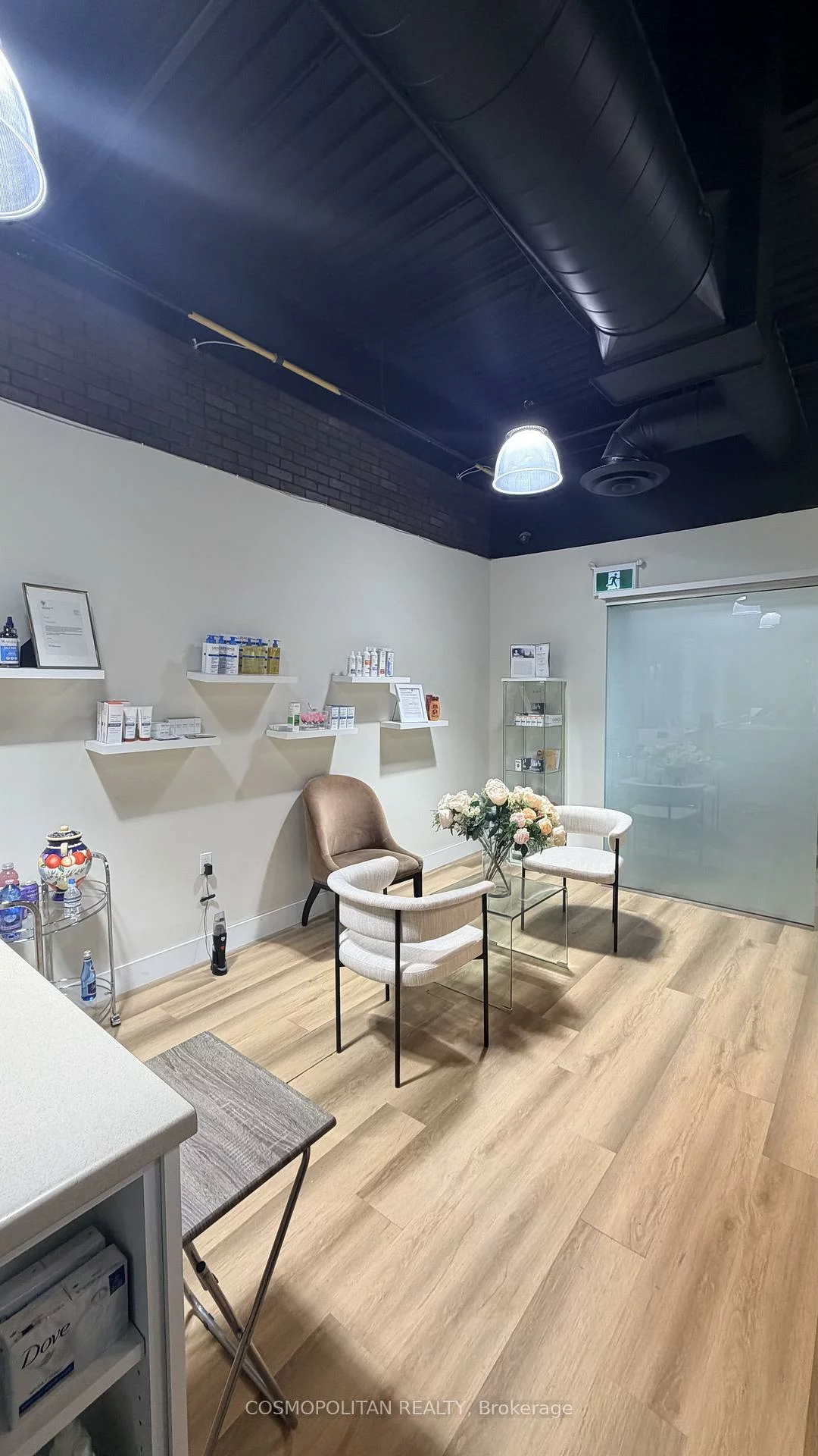 1118, CENTRE, Beverley Glen, Vaughan