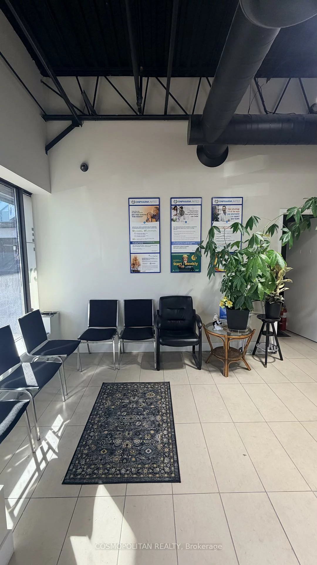 1118, CENTRE, Beverley Glen, Vaughan