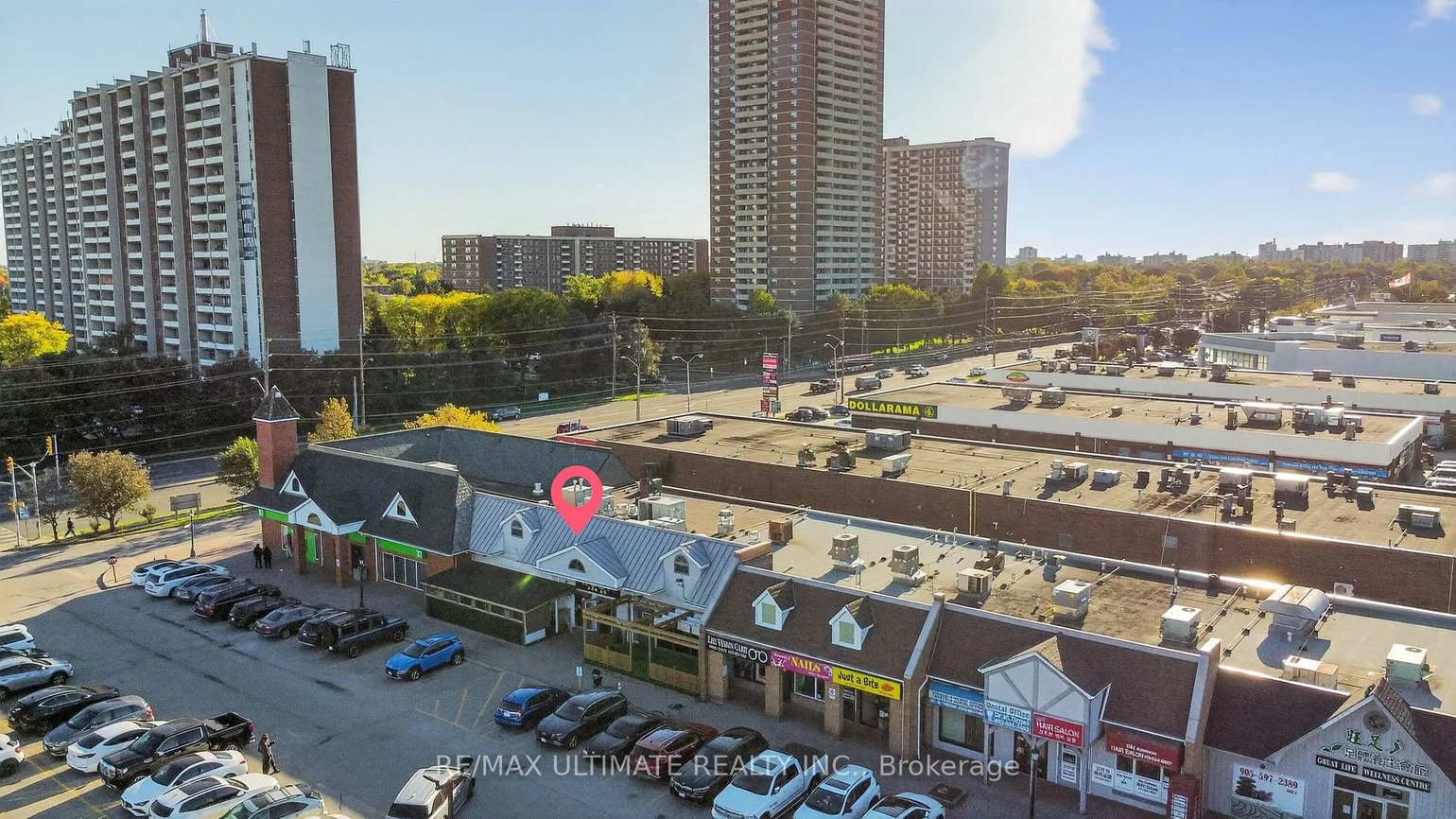 100, Steeles, Crestwood-Springfarm-Yorkhill, Vaughan