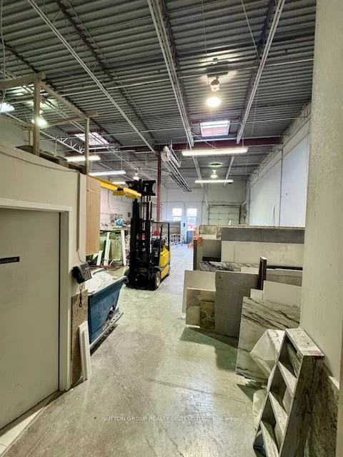 111, Regina, West Woodbridge Industrial Area, Vaughan