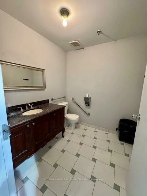 111, Regina, West Woodbridge Industrial Area, Vaughan