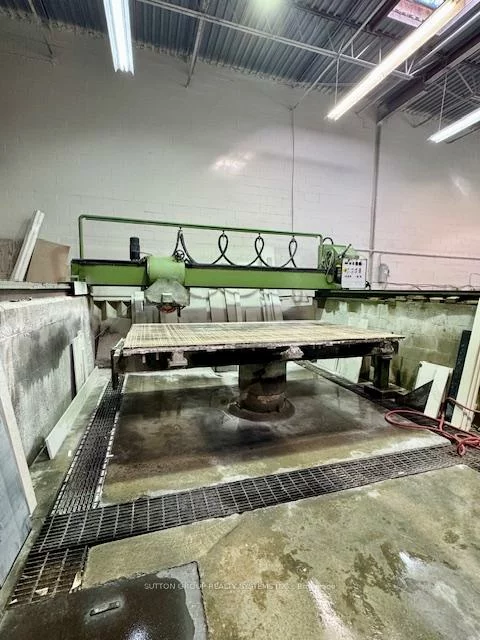 111, Regina, West Woodbridge Industrial Area, Vaughan