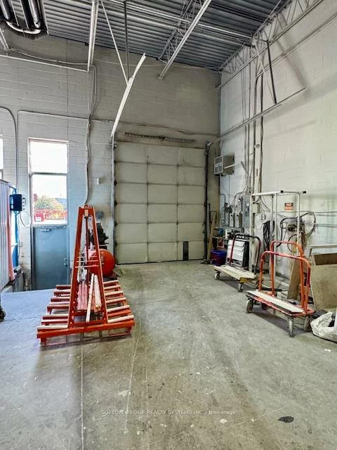 111, Regina, West Woodbridge Industrial Area, Vaughan