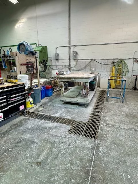 111, Regina, West Woodbridge Industrial Area, Vaughan