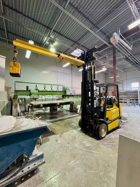 111, Regina, West Woodbridge Industrial Area, Vaughan