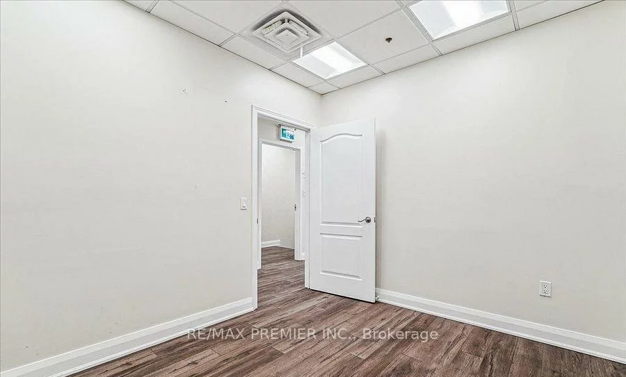 80, Carlauren, East Woodbridge, Vaughan