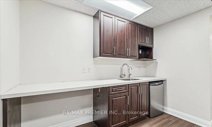 80, Carlauren, East Woodbridge, Vaughan