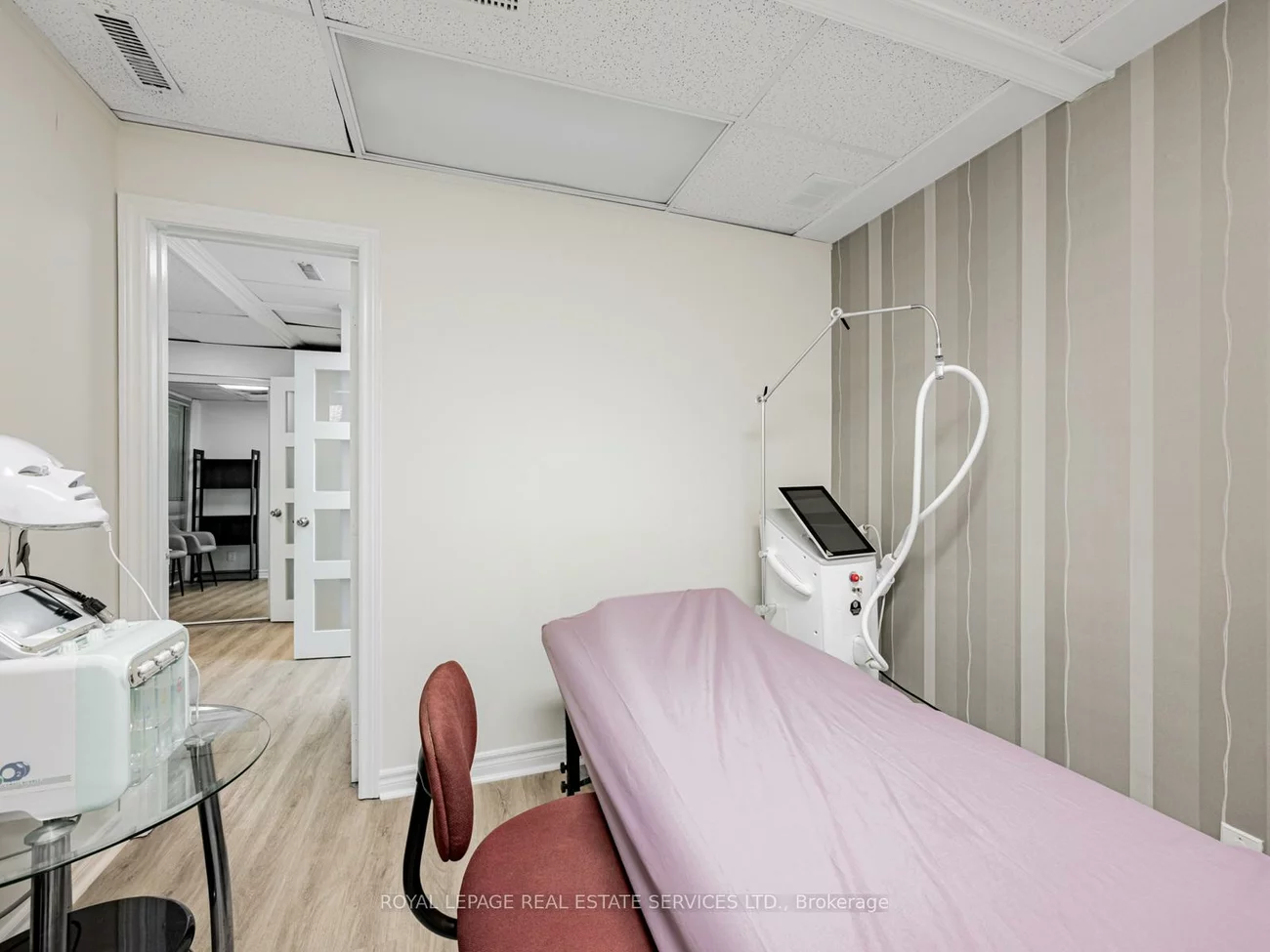 7378, Yonge, Crestwood-Springfarm-Yorkhill, Vaughan