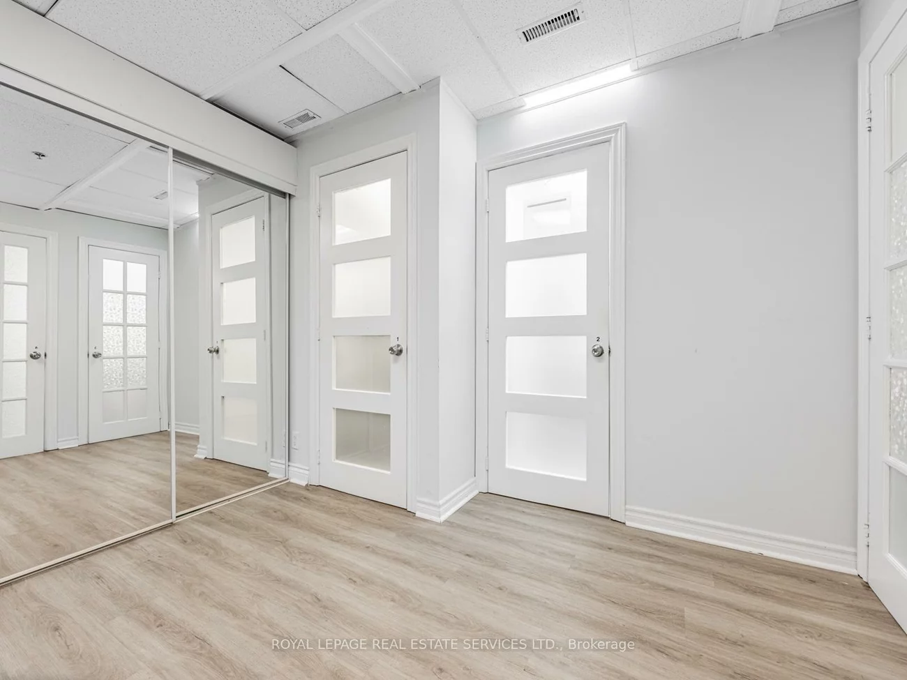 7378, Yonge, Crestwood-Springfarm-Yorkhill, Vaughan