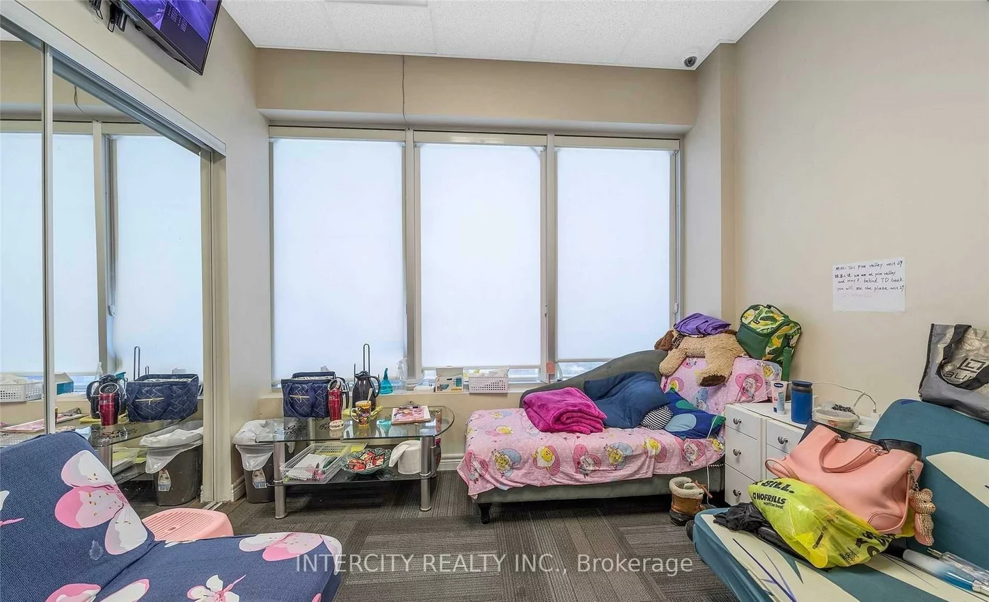 7611, Pine Valley, Pine Valley Business Park, Vaughan