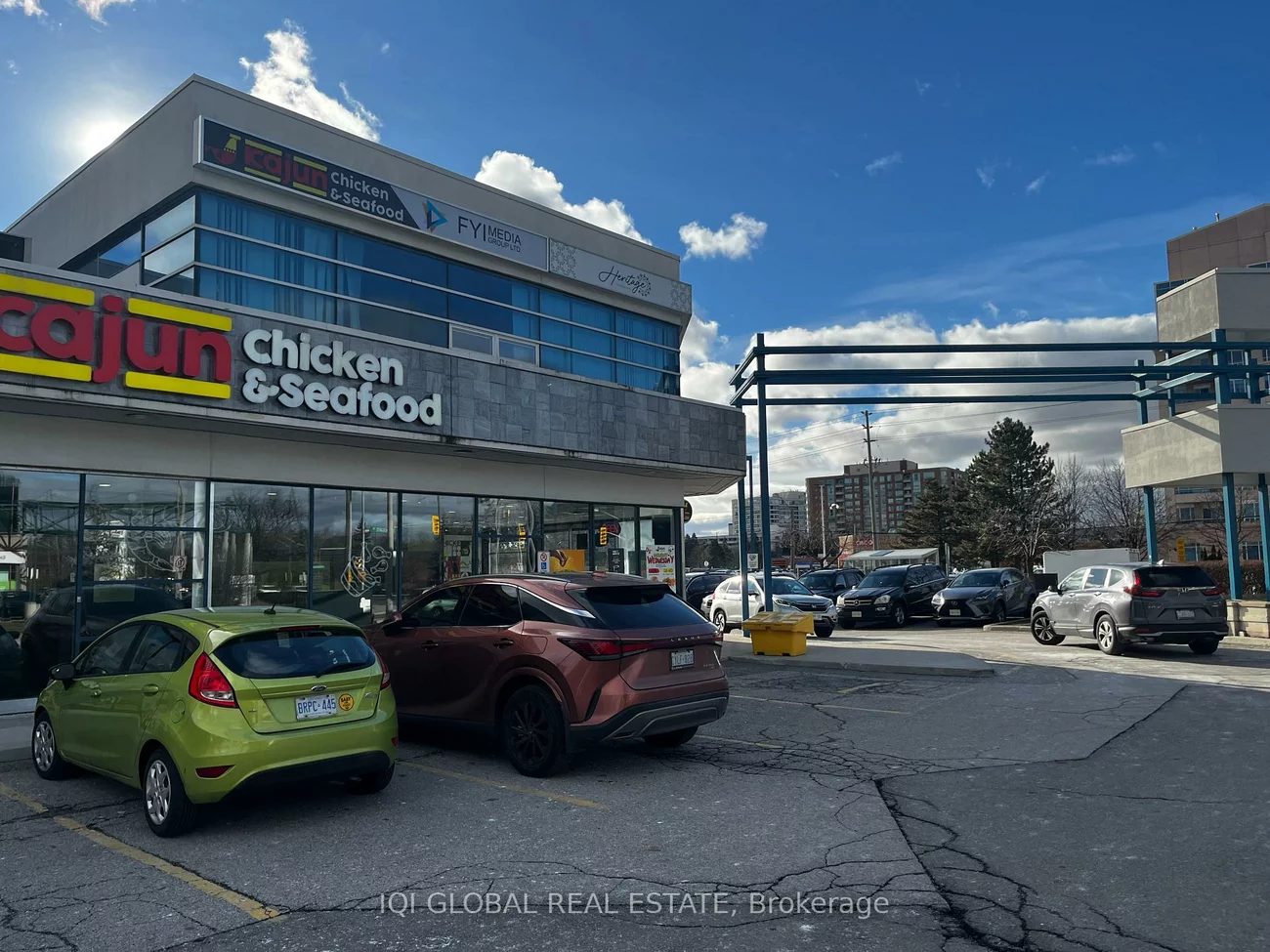 7077, Bathurst, Crestwood-Springfarm-Yorkhill, Vaughan