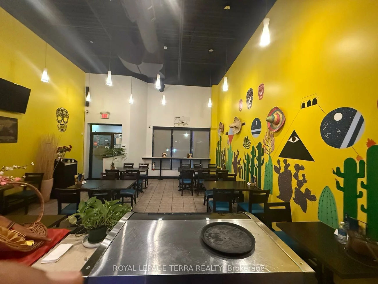 40, Wings, Pine Valley Business Park, Vaughan