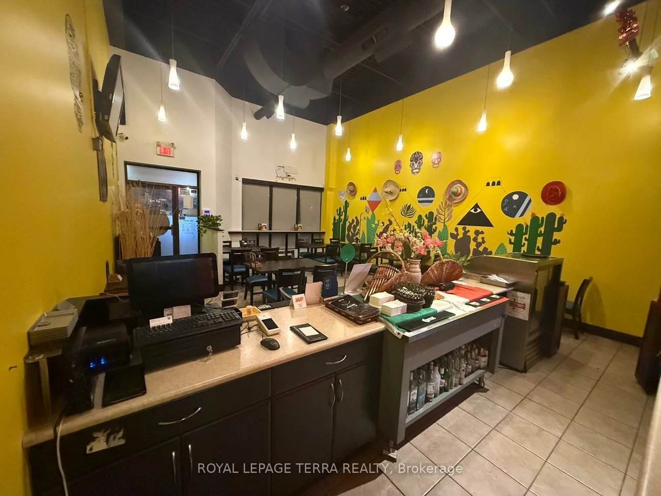 40, Wings, Pine Valley Business Park, Vaughan