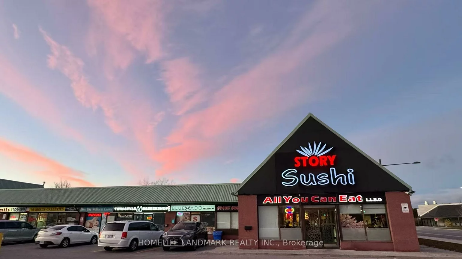 1102, Centre, Beverley Glen, Vaughan