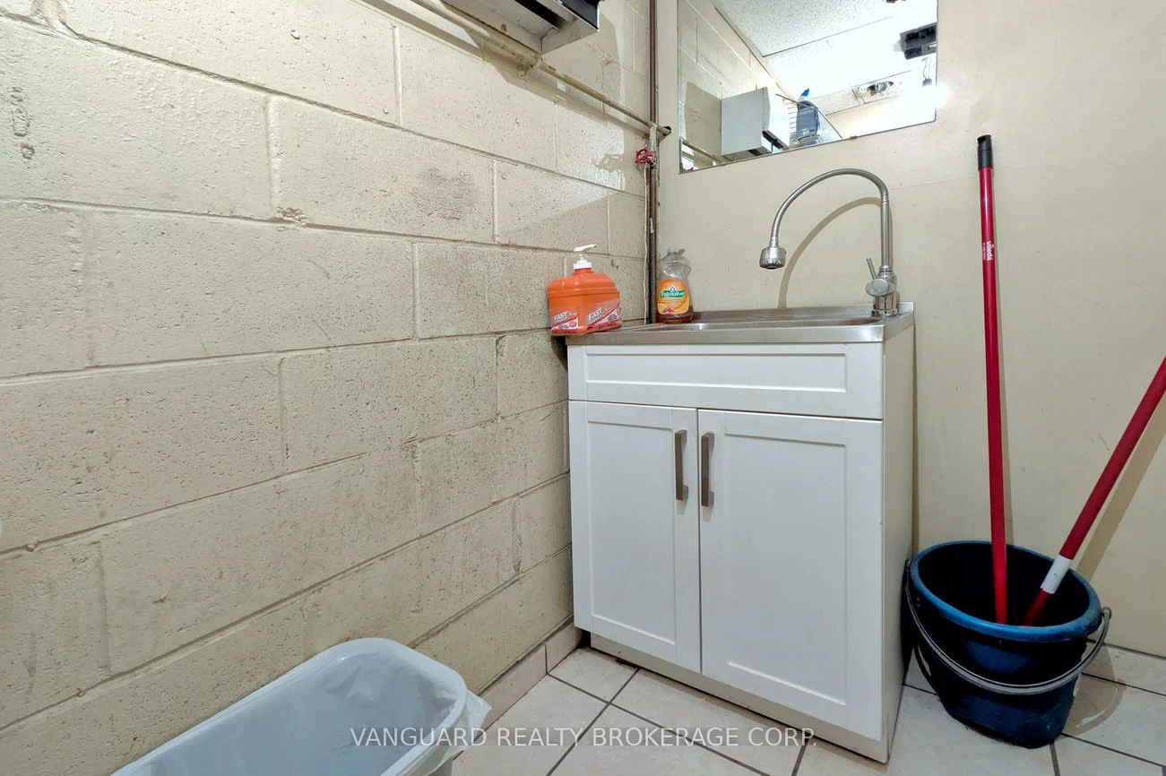 129, Rowntree Dairy, Pine Valley Business Park, Vaughan