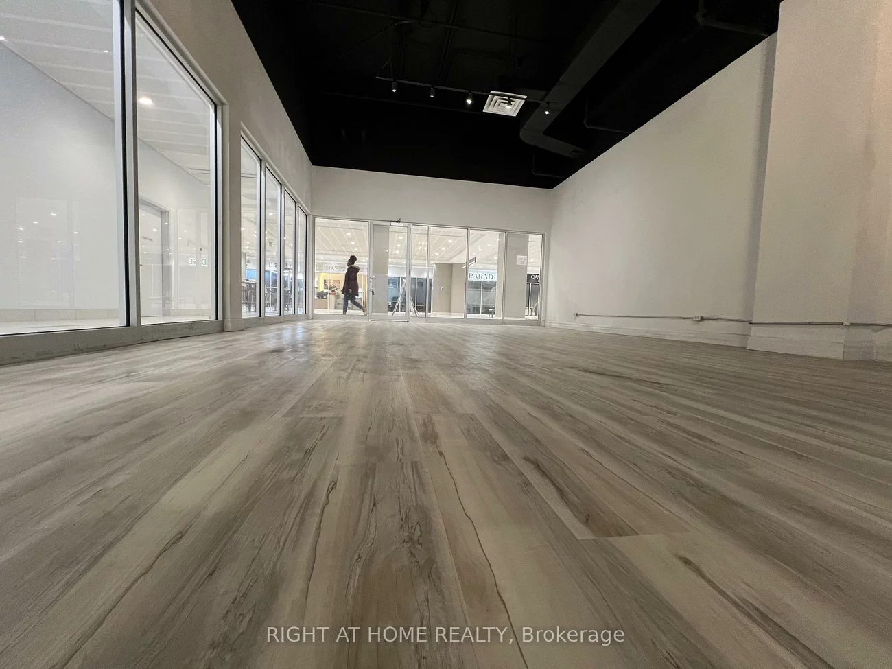 7777, Weston, Vaughan Corporate Centre, Vaughan