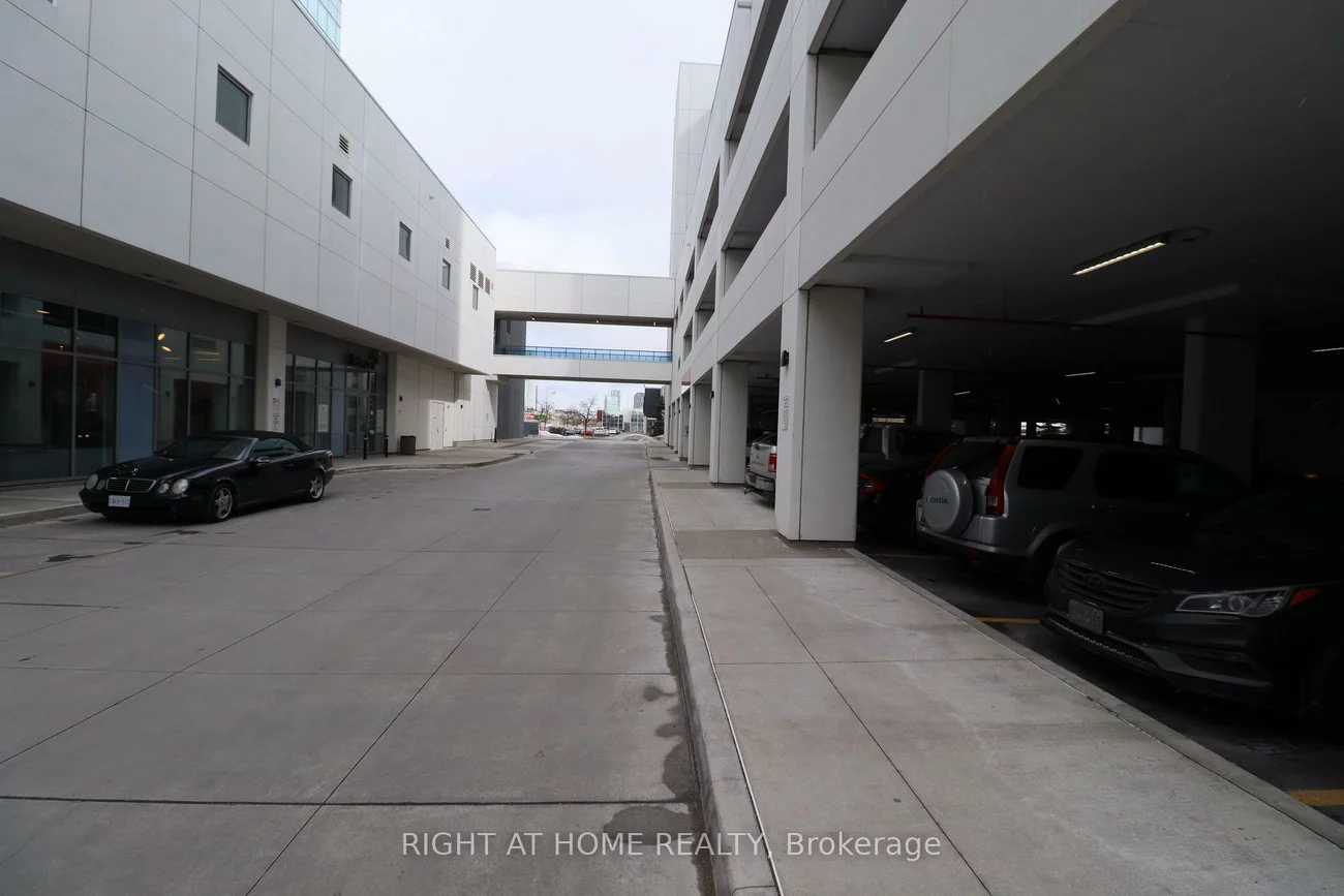 7777, Weston, Vaughan Corporate Centre, Vaughan