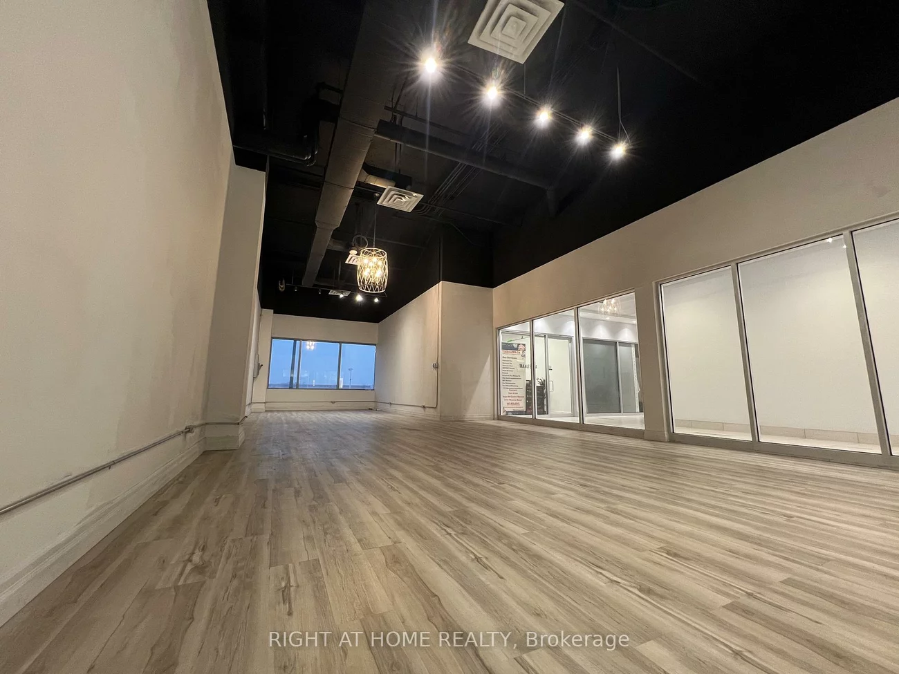 7777, Weston, Vaughan Corporate Centre, Vaughan