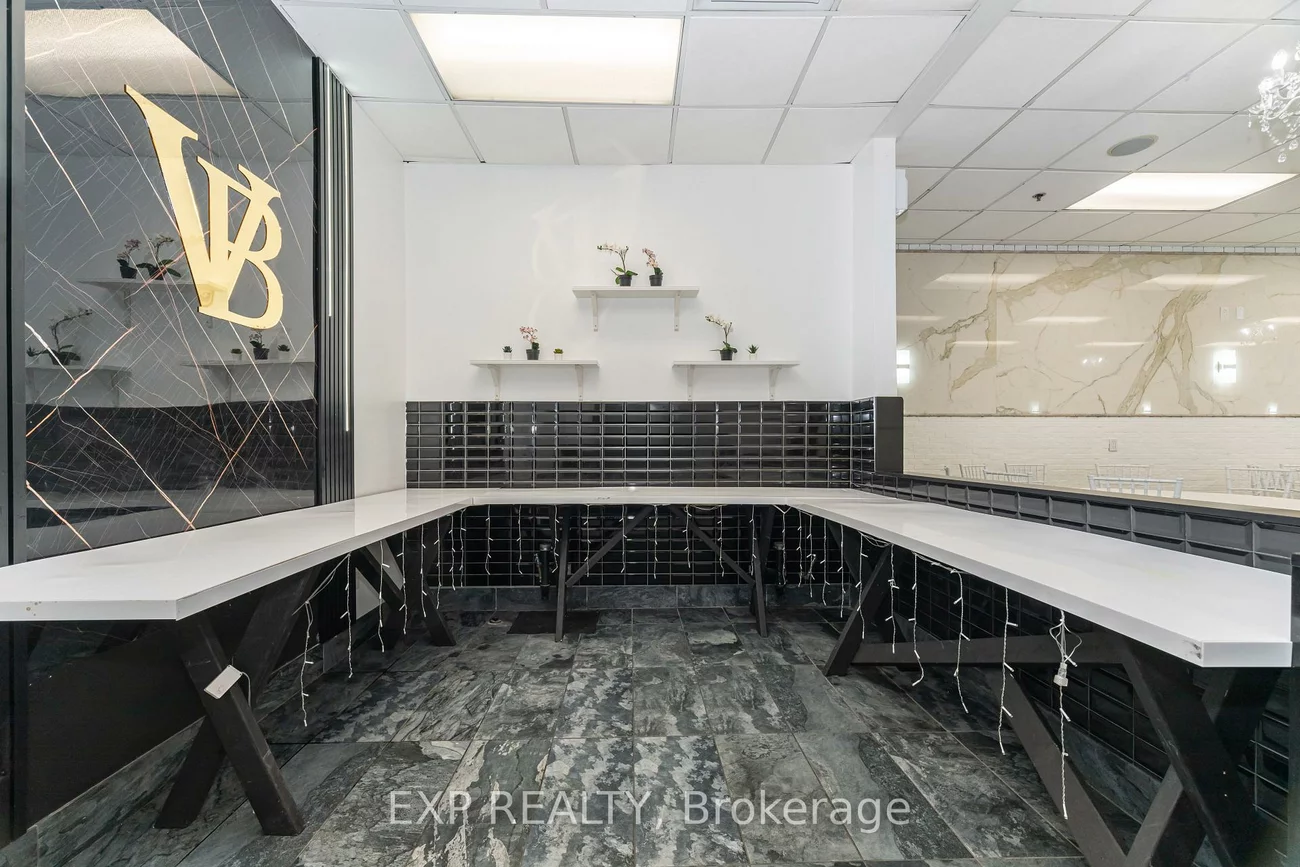 3232, Steeles, Concord, Vaughan