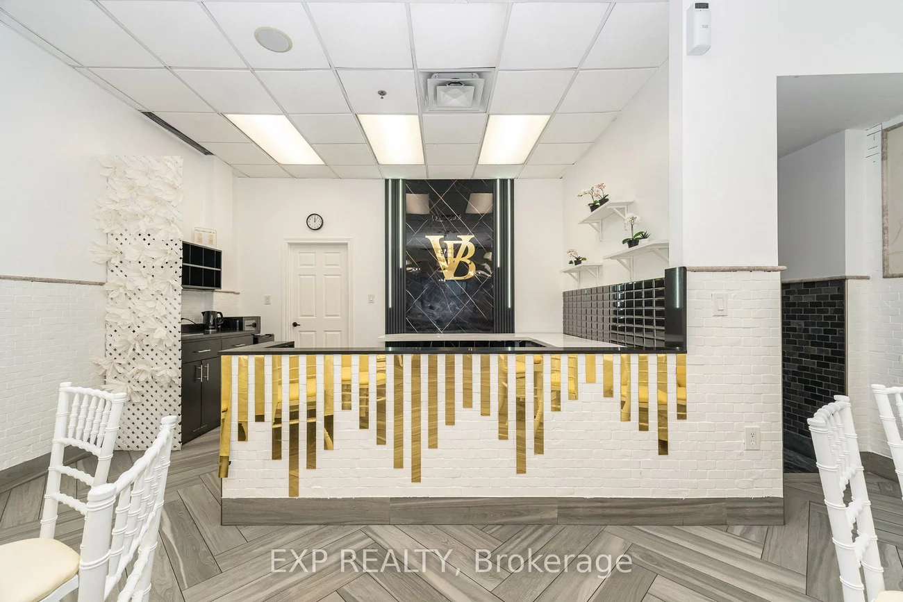 3232, Steeles, Concord, Vaughan