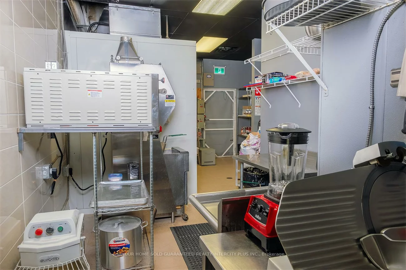 9200, Weston, Vellore Village, Vaughan