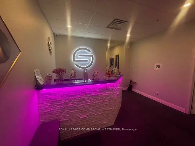 180, Winges, Pine Valley Business Park, Vaughan