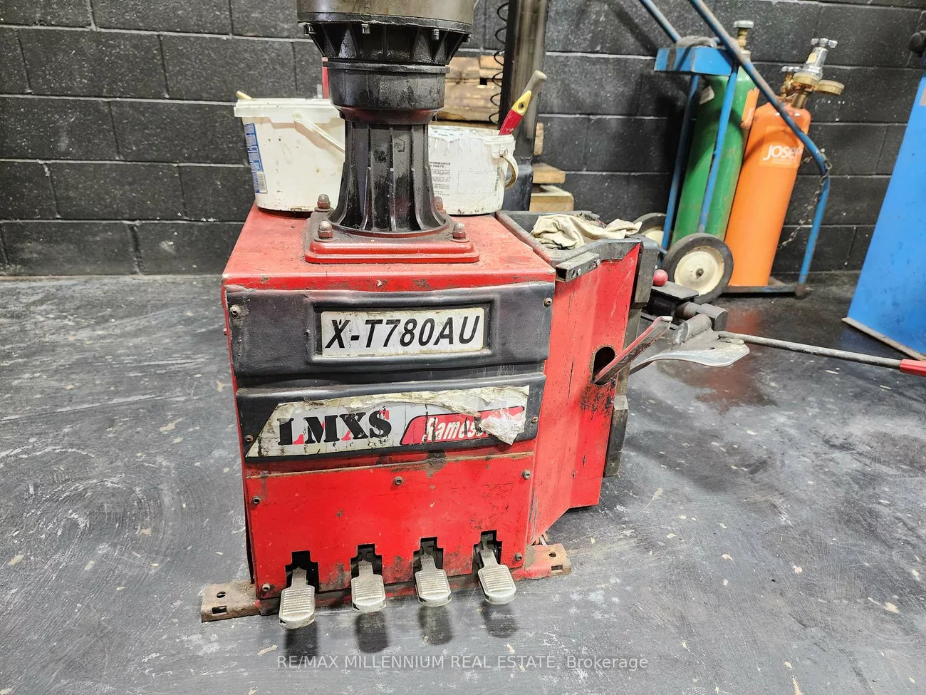 371, Bradwick, Concord, Vaughan