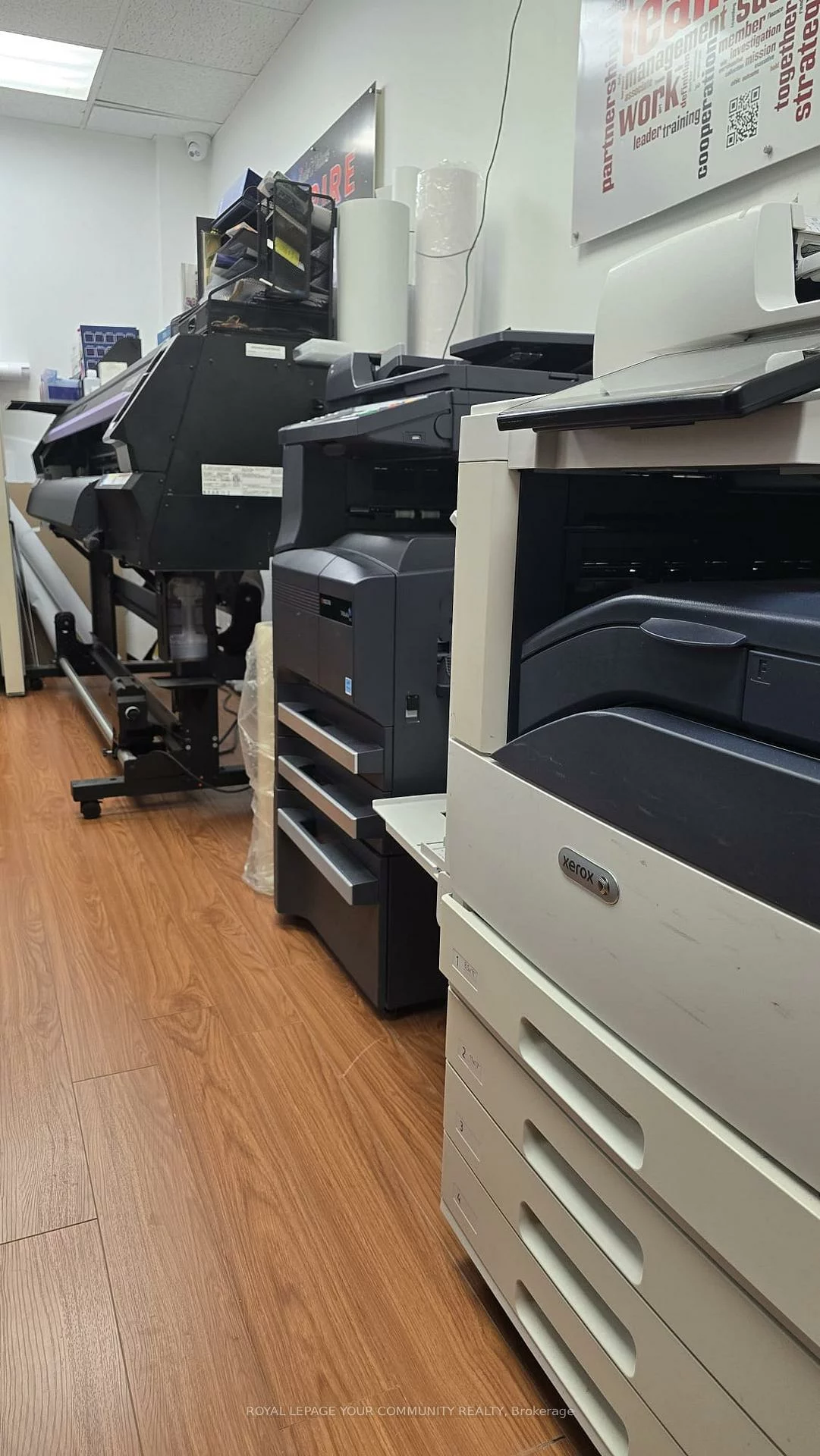 8108, Yonge, Uplands, Vaughan