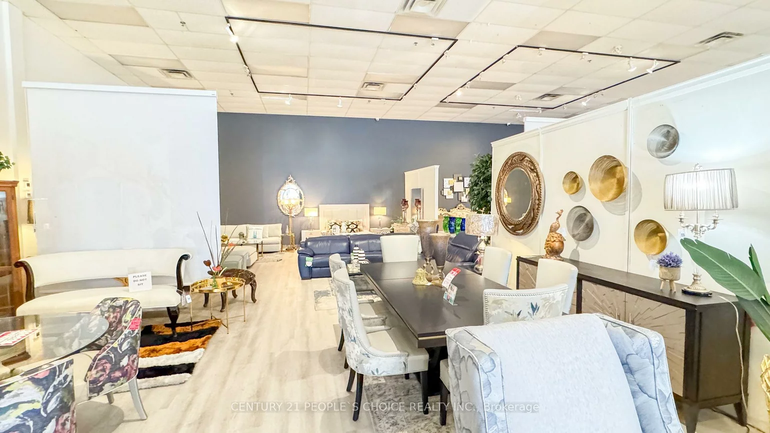 156, Chrislea, East Woodbridge, Vaughan