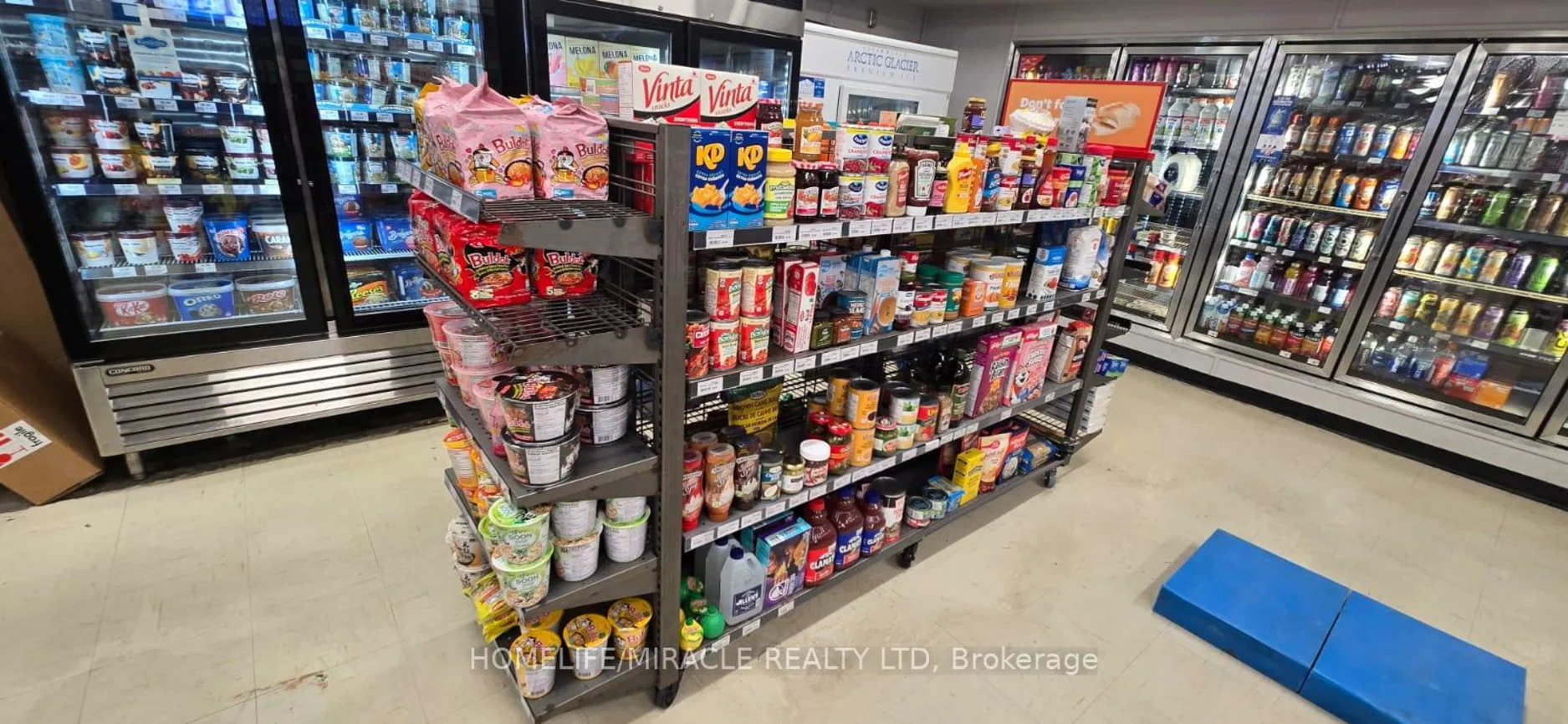 800, Steeles, Lakeview Estates, Vaughan