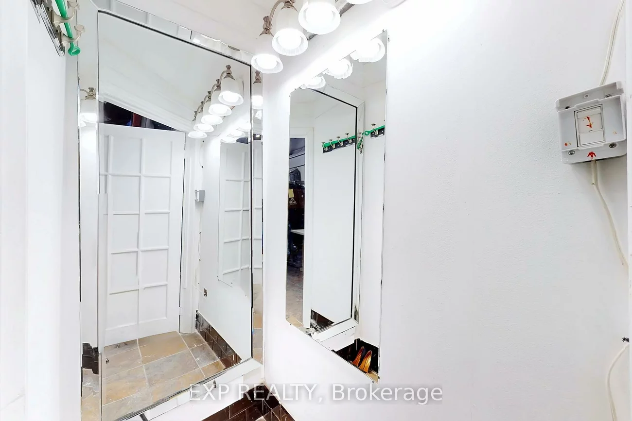 9222, Keele, Concord, Vaughan