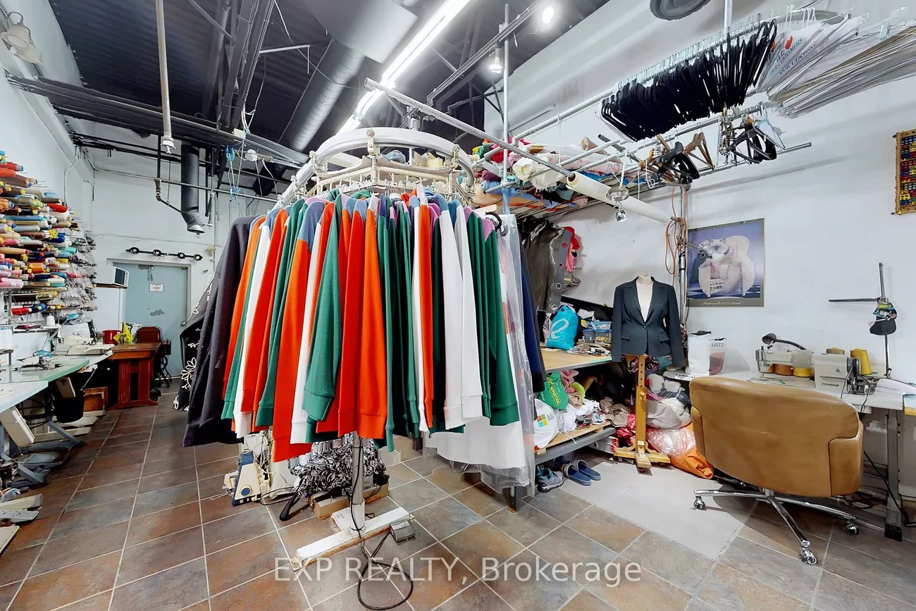 9222, Keele, Concord, Vaughan