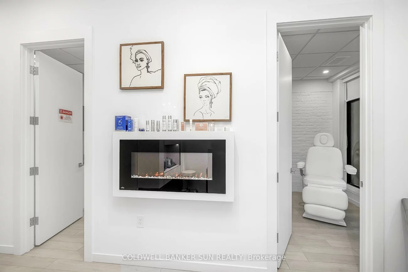 401, Kleinburg Summit, Kleinburg, Vaughan