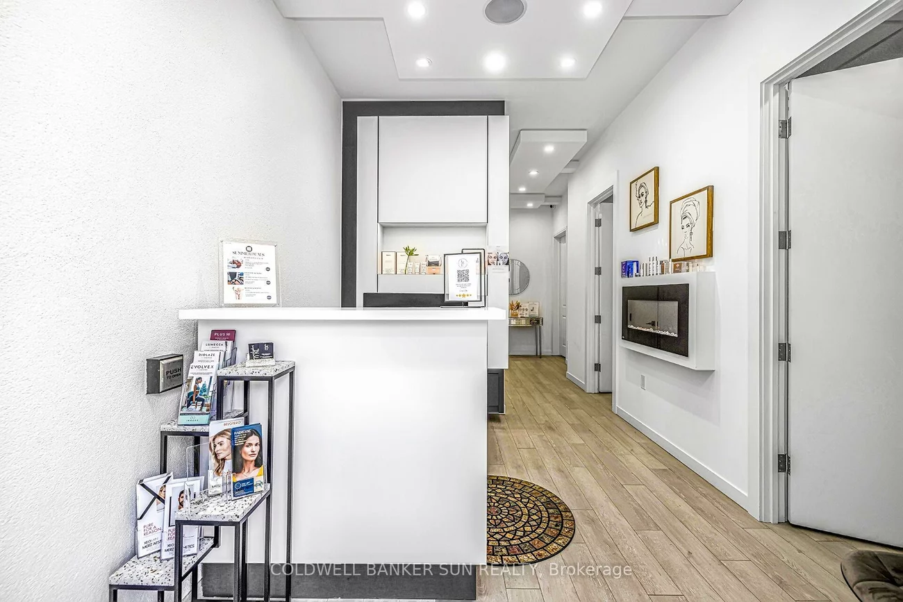 401, Kleinburg Summit, Kleinburg, Vaughan