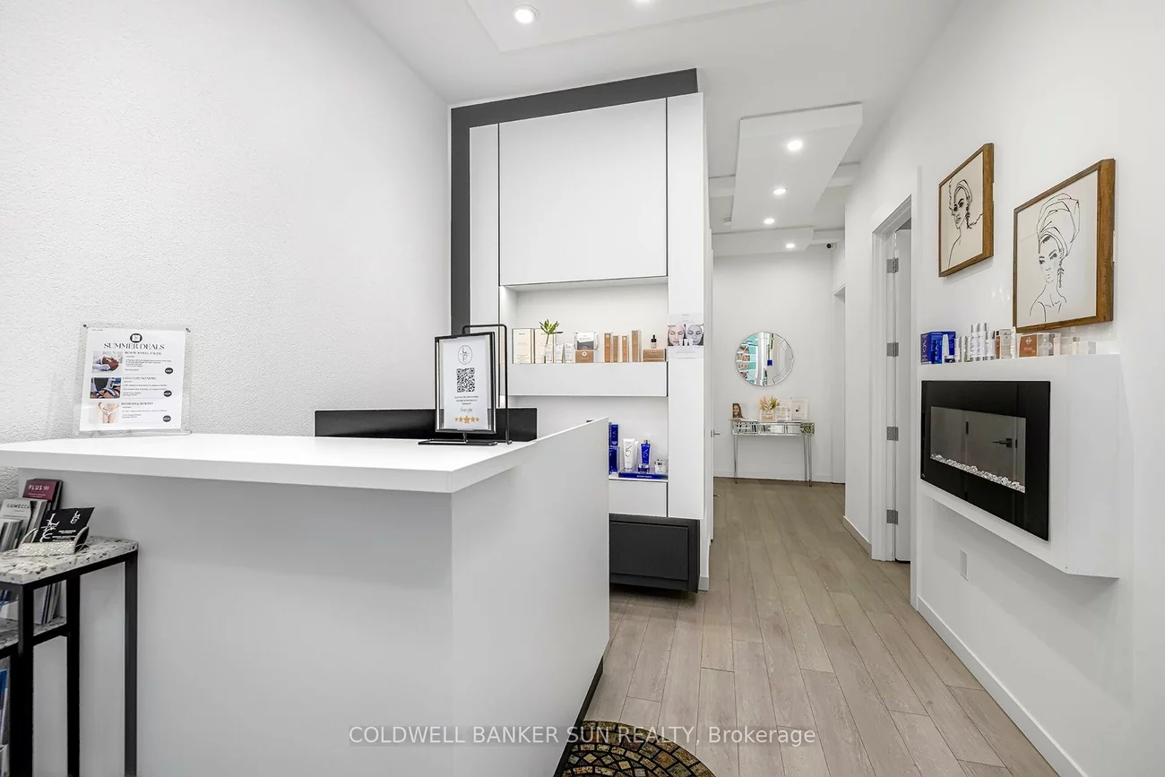 401, Kleinburg Summit, Kleinburg, Vaughan