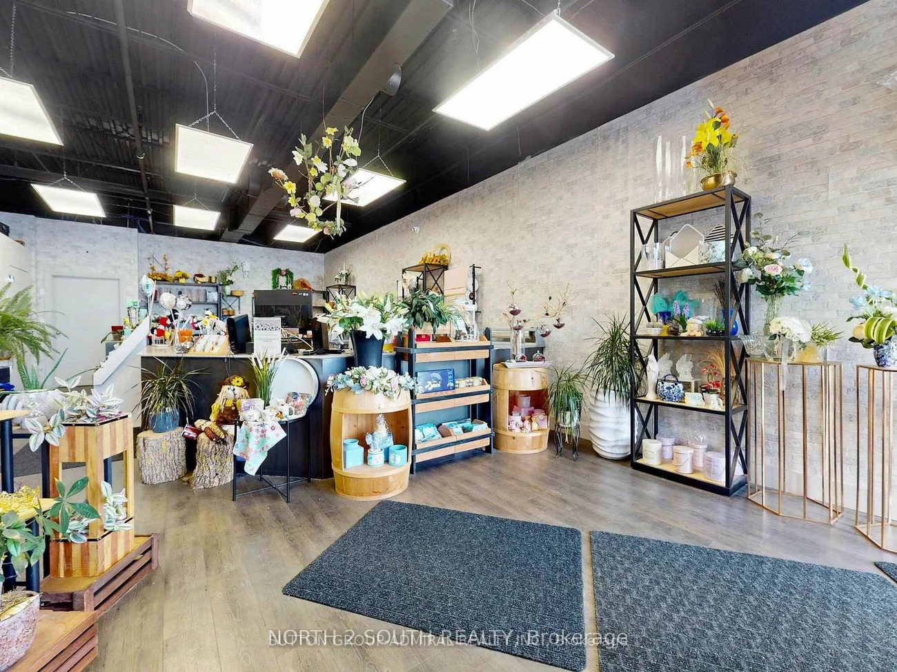 5731, Hwy 7, West Woodbridge Industrial Area, Vaughan