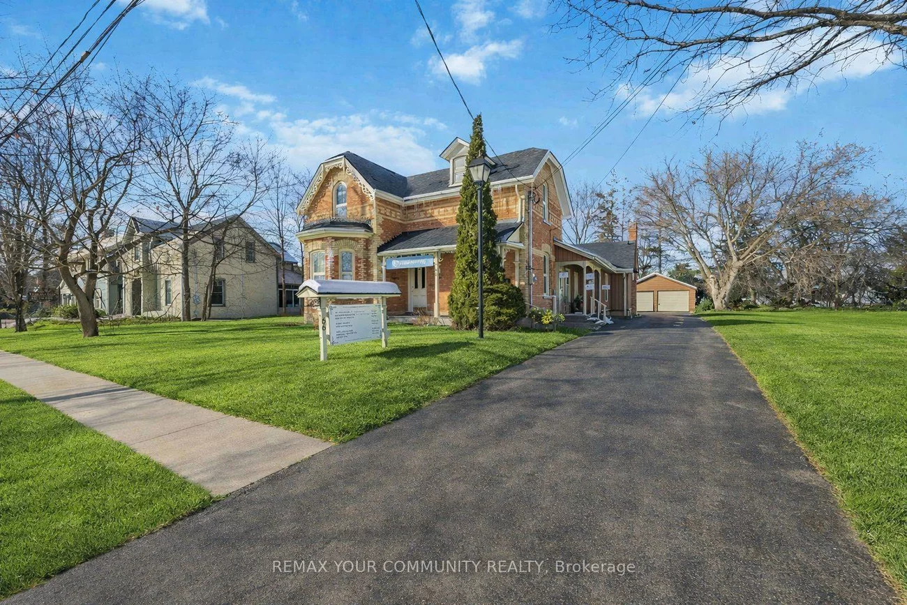 66, Centre, Uplands, Vaughan