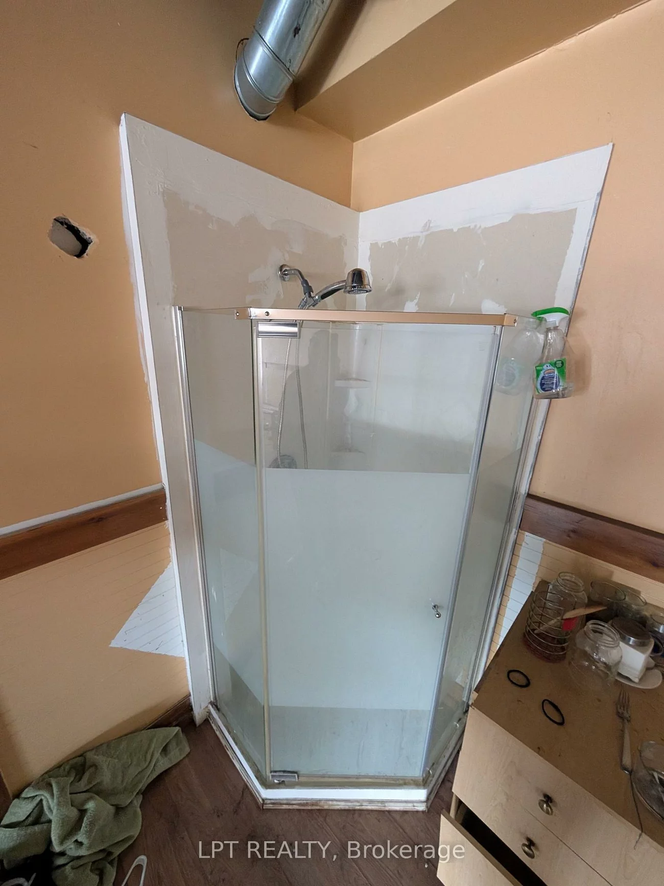 181, Woodstream, Vaughan Grove, Vaughan