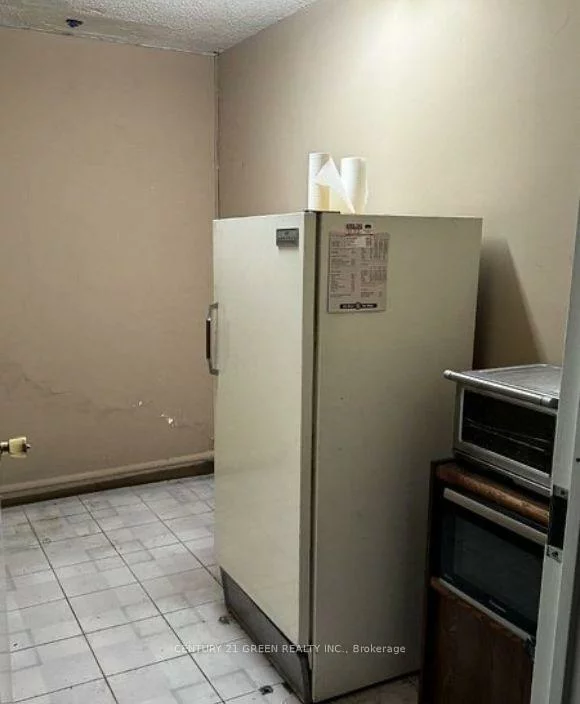 9, Caster, Pine Valley Business Park, Vaughan