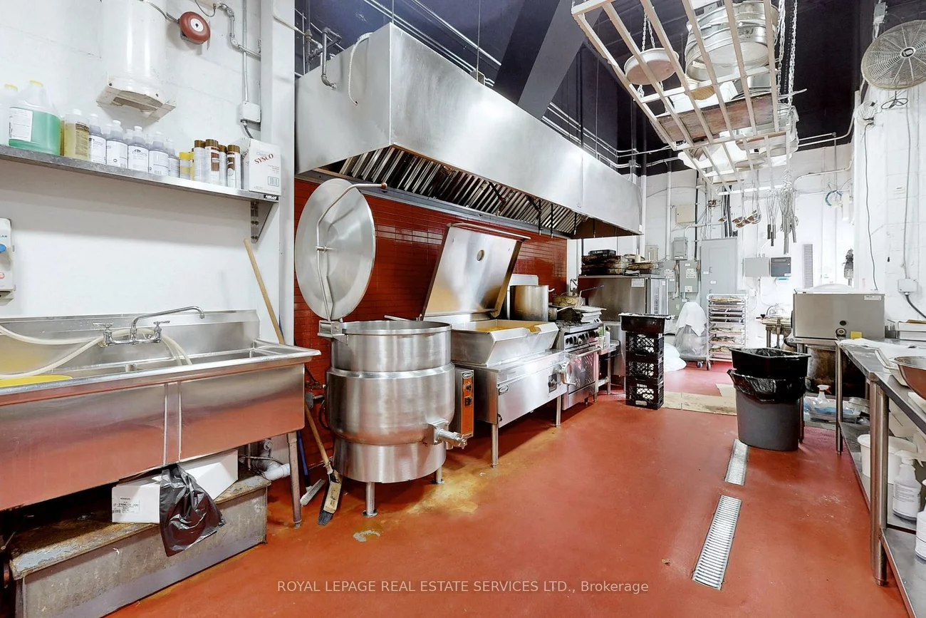 71, Marycroft, Pine Valley Business Park, Vaughan