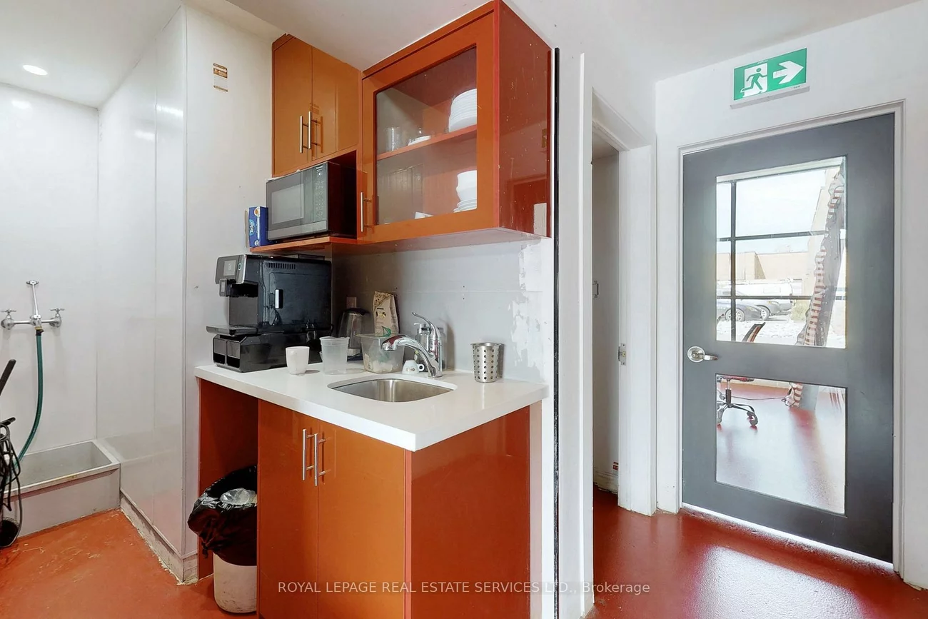 71, Marycroft, Pine Valley Business Park, Vaughan