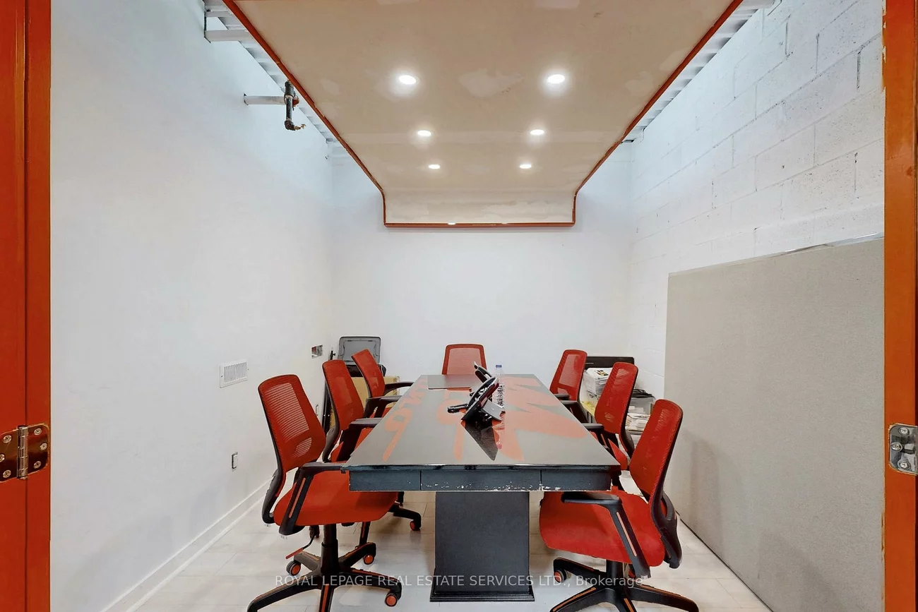 71, Marycroft, Pine Valley Business Park, Vaughan