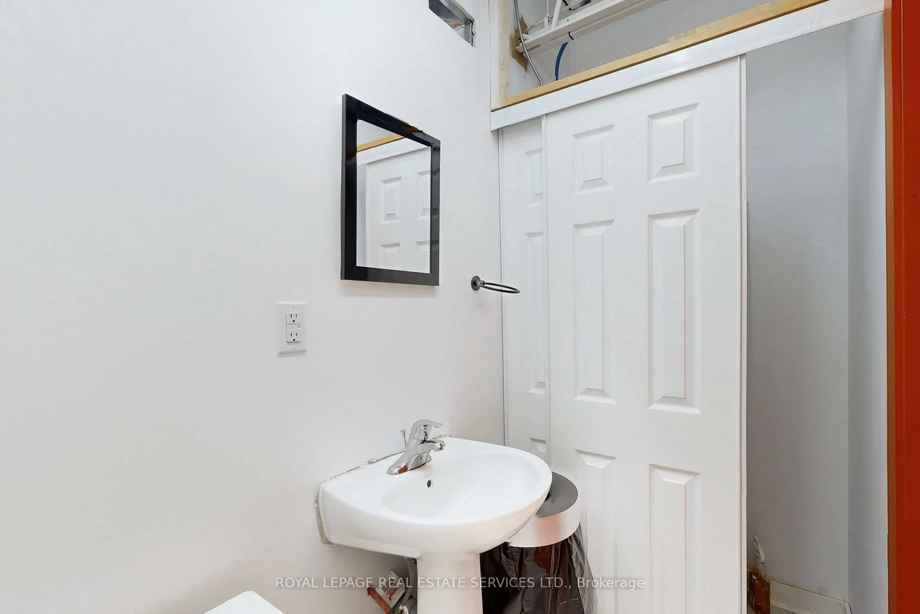 71, Marycroft, Pine Valley Business Park, Vaughan